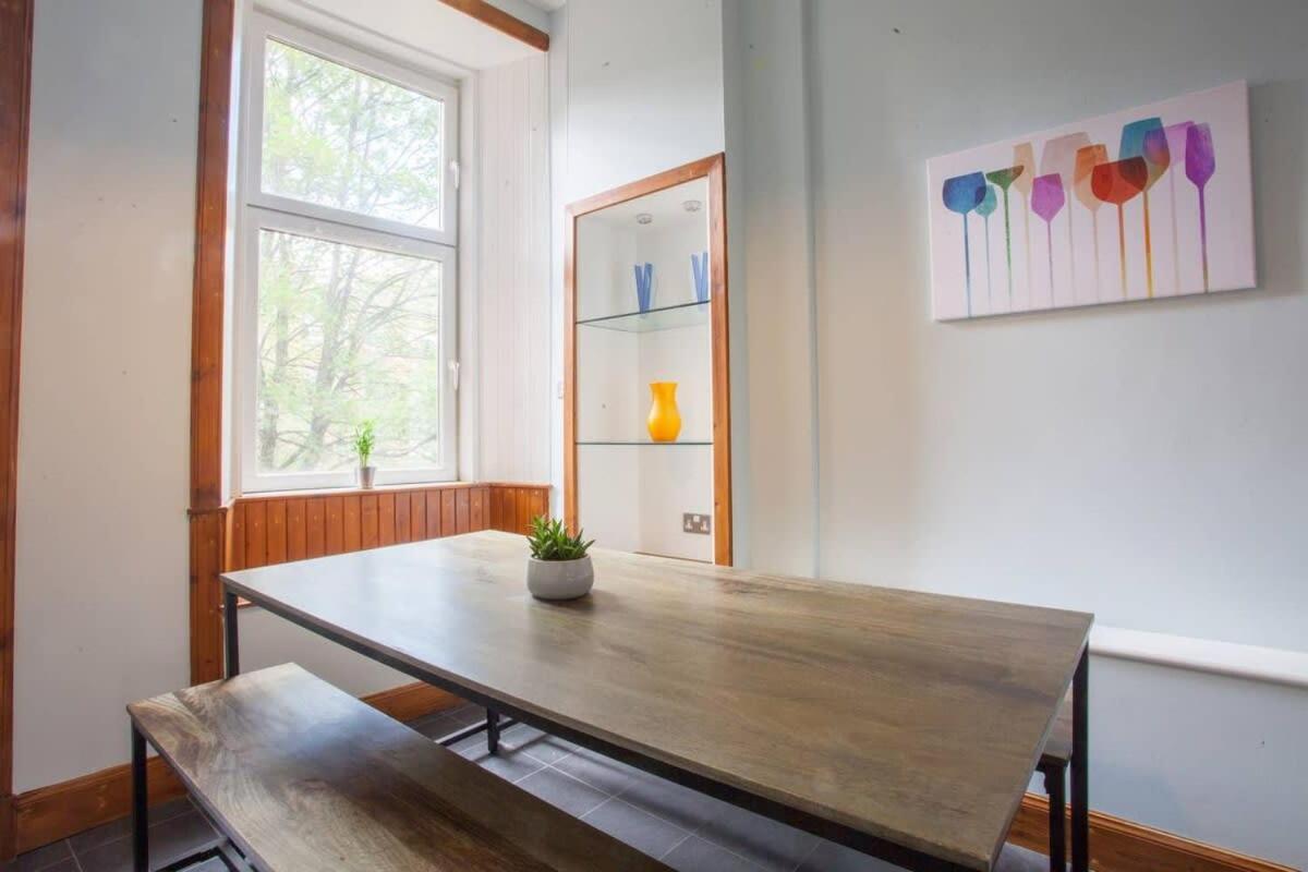 Modern, Light-Filled And Sleek West End Apartment Glasgow Eksteriør bilde