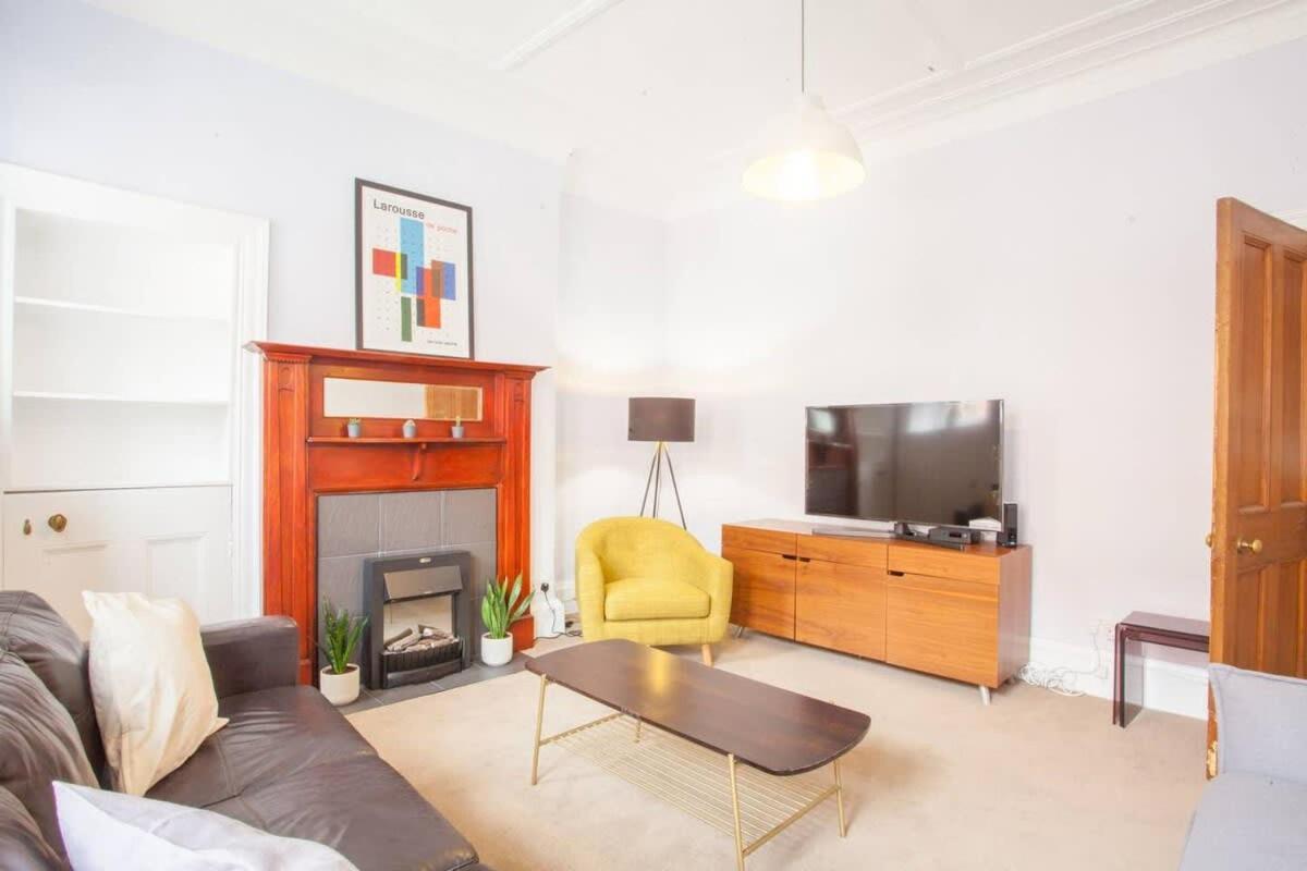 Modern, Light-Filled And Sleek West End Apartment Glasgow Eksteriør bilde
